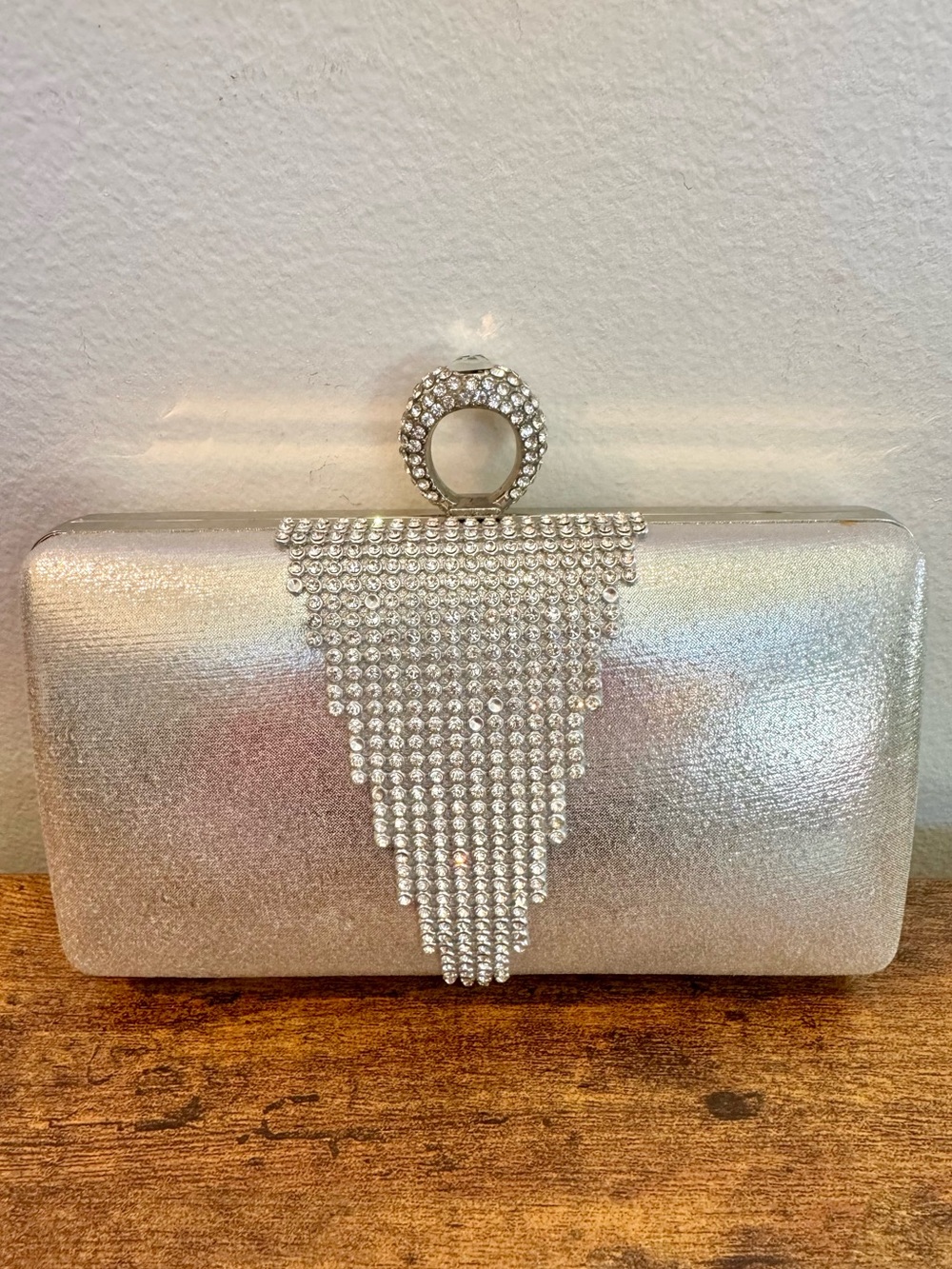 Silver Metallic Art-Deco Rhinestone Clutch